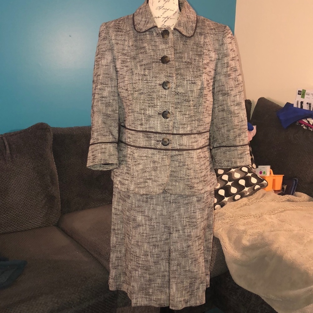 LAST CHANCE 💄 Loft Brown Tweed Suit, blazer 8, skirt 10P